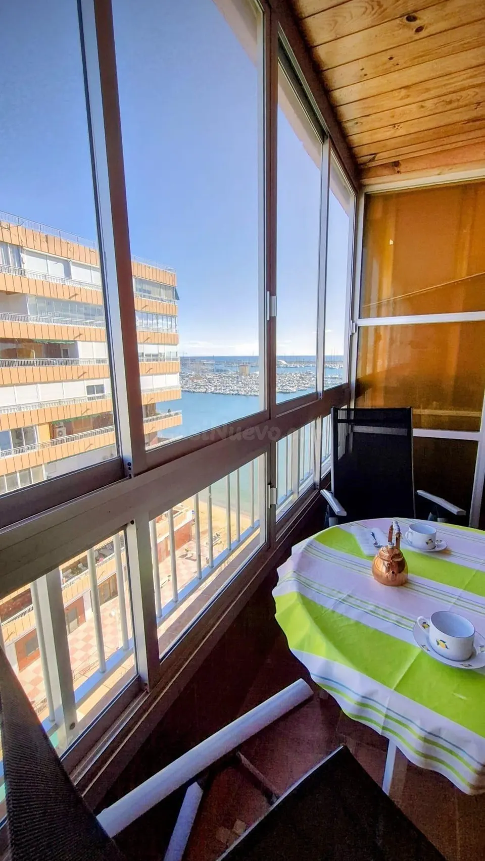 ¡SUPER PRECIO! APARTAMENTO EN PRIMERA LINEA DE PLAYA CON VISTAS AL MAR + PISCINA COMUNITARIA
