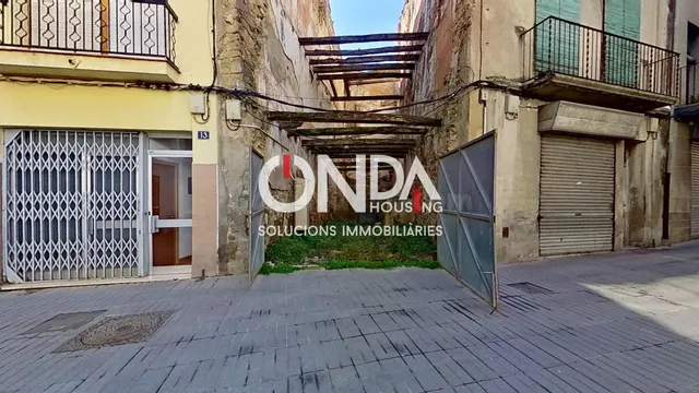 SE VENDE TERRENO URBANO EN TREMP - foto 2