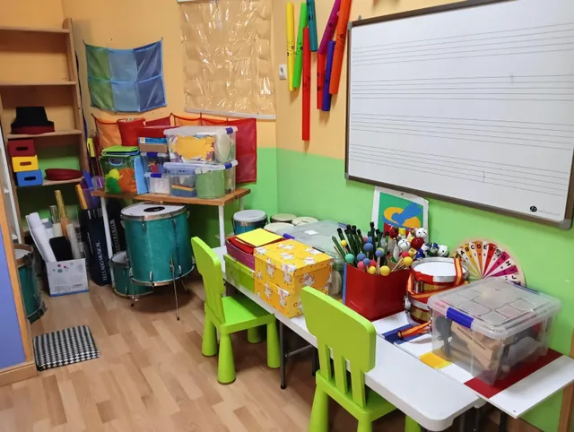 Se vende coqueto local en el Nuevo  Cáceres — 18