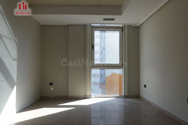 OFICINA EN PLENO CORAZÓN DE OURENSE — 4