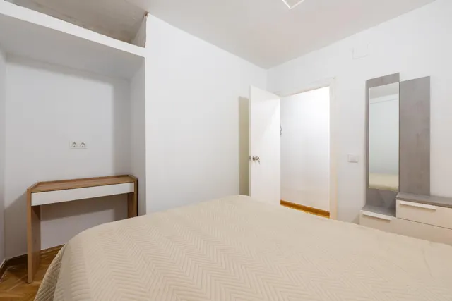CASA ADOSADA DE PUEBLO REFORMADA EN PLEAHUSTAN 4 habitaciones, BAÑO Y CHIMENEA. — 18