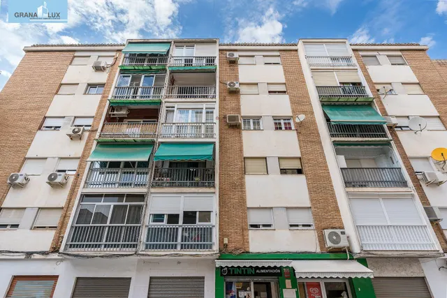 PISO EN ZONA SANDERS — 38