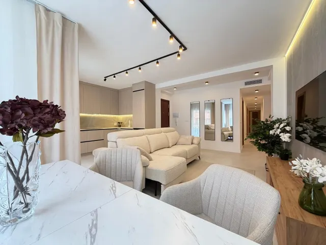 Apartamento 4 habitaciones 107m² en venta - Estacion de autobuses — 14