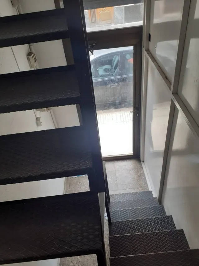 Edificio cuatro plantas en el centro PARA OFICINAS — 23
