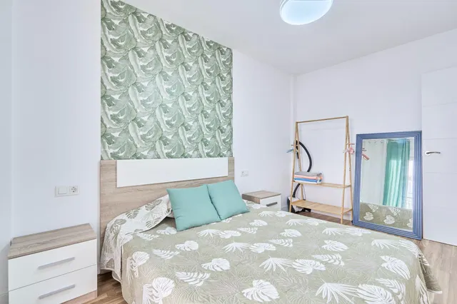 Reformada vivienda de 1 habitación con piscina — 25