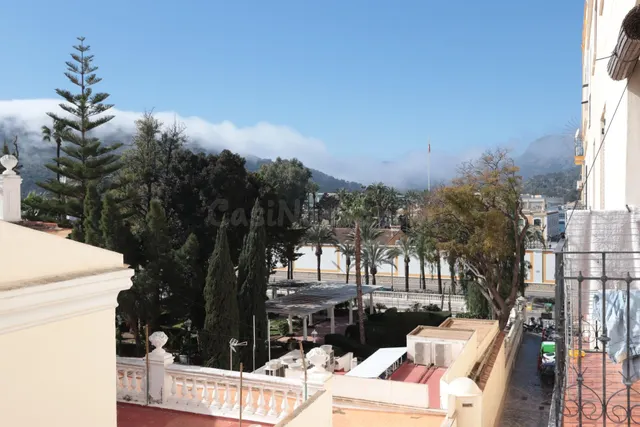 EXCLUSIVA VIVIENDA EN LAS CASAS DEL REY JUNTO A CALLE REAL - foto 2