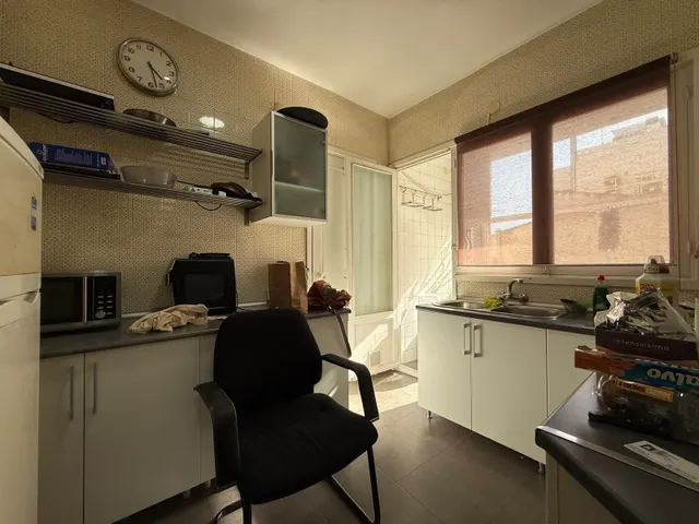Piso en el centro de Alicante – Amplio, luminoso y con vistas despejada — 8