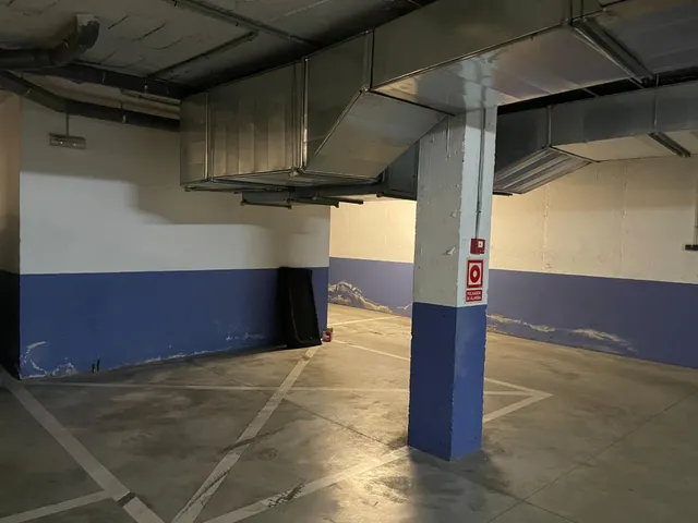 PLAZA DE APARCAMIENTO Y TRASTERO EN VENTA — 7
