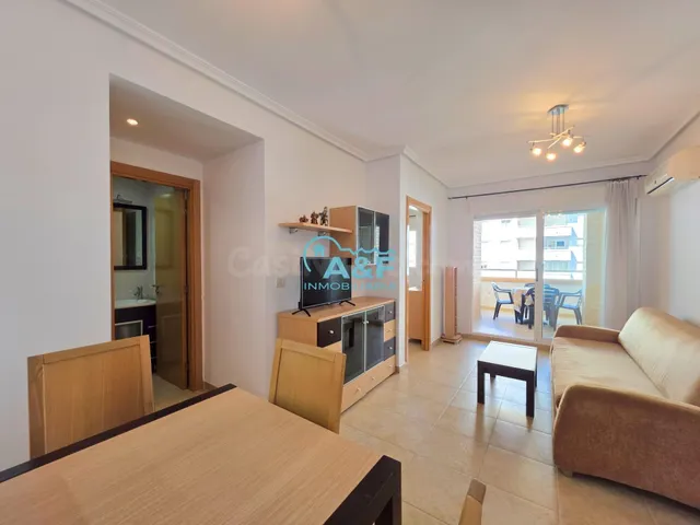 SE VENDE HERMOSO APARTAMENTO ZONA MAGIC WORLD - foto 3