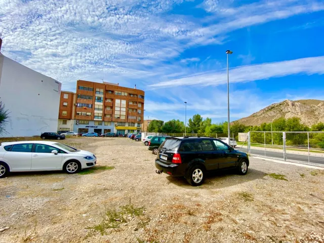 SUELO URBANO EN ELDA ZONA MARINA ESPAÑOLA - foto 4