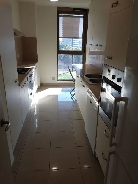 PISO AMUEBLADO Y EQUIPADO — 11