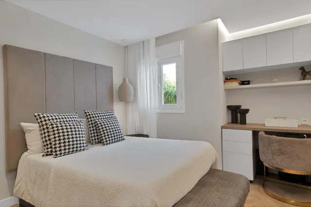 Apartamento completamente renovado en Las Tortugas de Aloha, Nueva Andalucía — 45