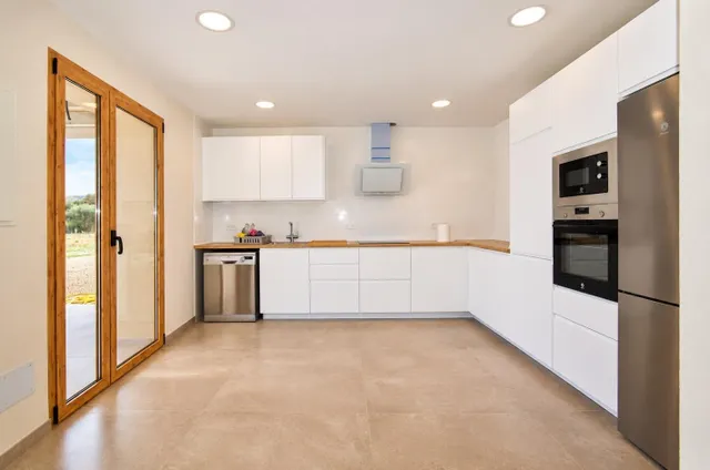 Finca con vivienda para alquiler de temporada en Alcudia — 7