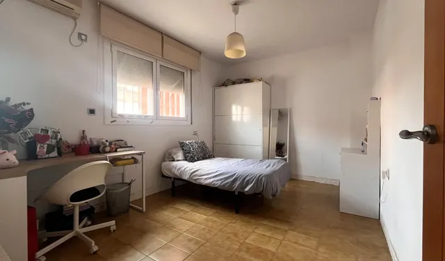 PISO CON ENTRADA INDEPENDIENTE Y TERRAZA EN LA CREU DE BARBERA - LA ROMANICA — 16