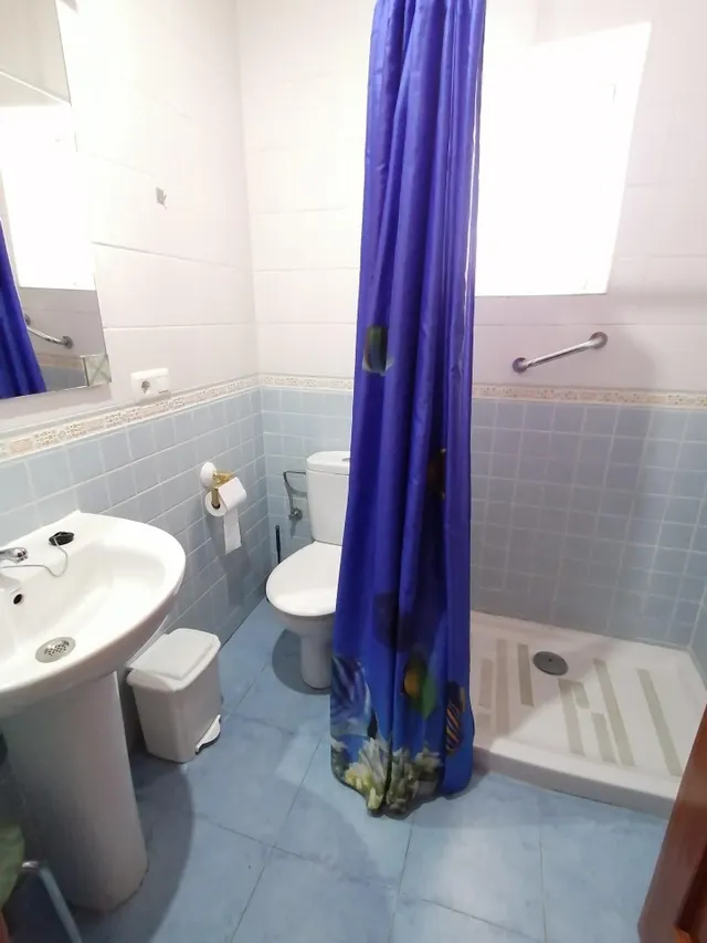 Casa en Alquiler con Patio y 3 Dormitorios — 21