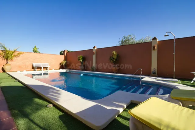 Chalet independiente en Almensilla: espacio, confort y equil - foto 3