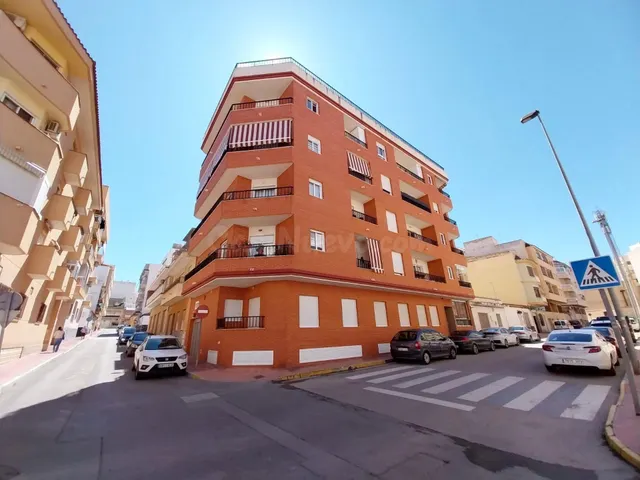 Bonita vivienda en Guardamar, con 3 habitaciones y reformada