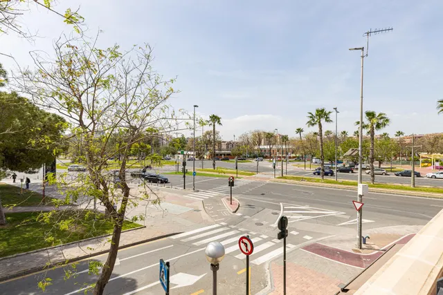 Alquiler vivienda en Juan Carlos I- Avenida Infanta Cristina. — 31