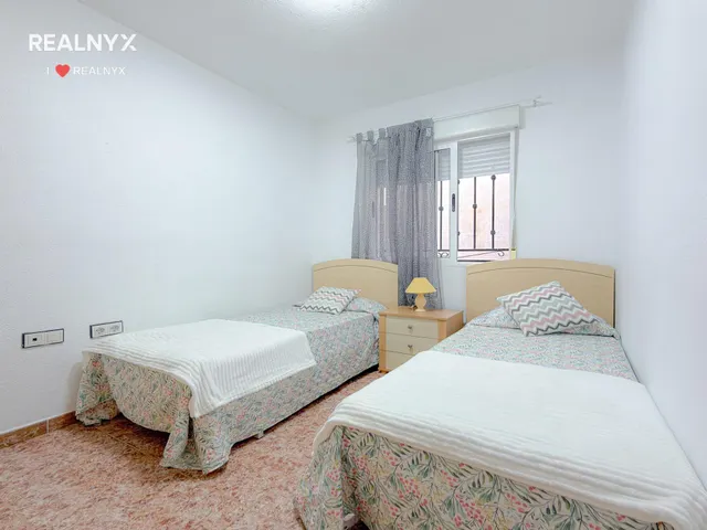 Dream Hills! Encantador Bungalow listo para entrar a vivir en urbanización exclusiva con preciosas zonas verdes y piscina comunitaria — 25