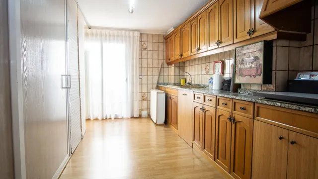Piso en  Gran Avenida de Elda, buena orientación, amplio e inmejorable ubicación. — 7