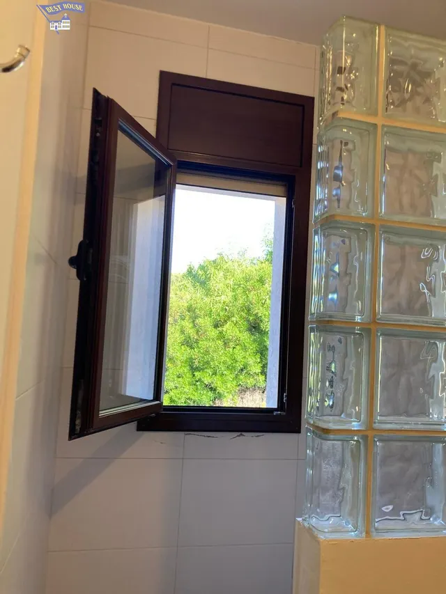 EXCLUSIVA VILLA DE DISEÑO CON PISCINA PRIVADA, VISTAS PANORÁMICAS Y 1.760 M2 DE PARCELA — 29