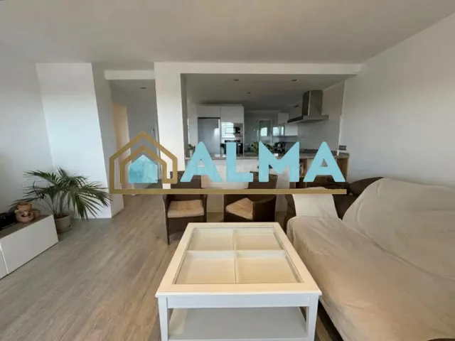 Espectacular Atico con terraza y gran de solarium en urb. pr - foto 5