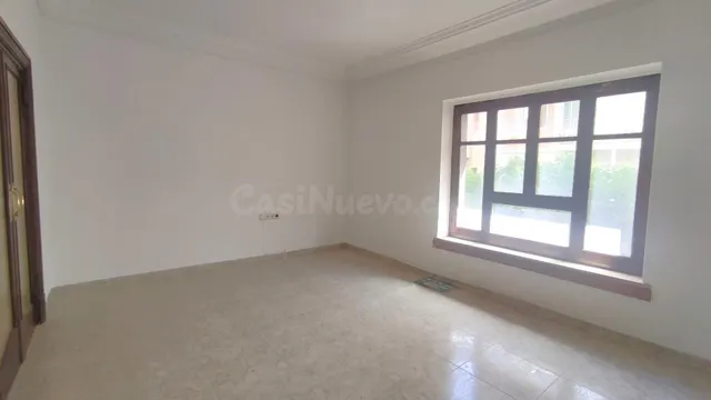 LOCAL DESTINADO PARA OFICINAS EN ZONA PRIVILEGIADA (NO VIVIE - foto 2