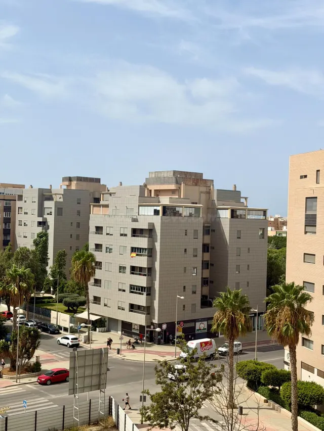 Exclusivo apartamento con piscina, gimnasio, sauna, garaje y trastero en Vega de Acá — 23