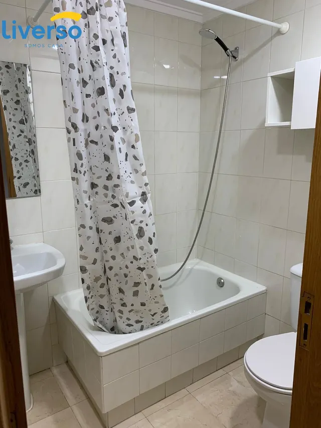 Alquiler de habitación para chica por tan sólo 370€ — 11