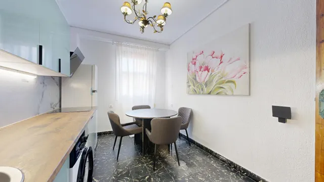 ¡Oportunidad única! Piso de lujo en alquiler en el corazón de Valencia — 44