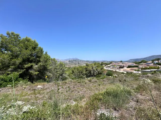 Parcela urbana en Teulada con vistas panorámicas para constr - foto 2
