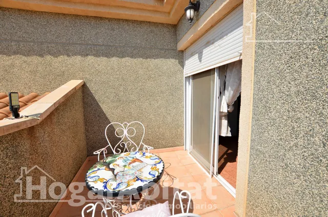 Gran chalet urbano con barbacoa, piscina y garaje — 21