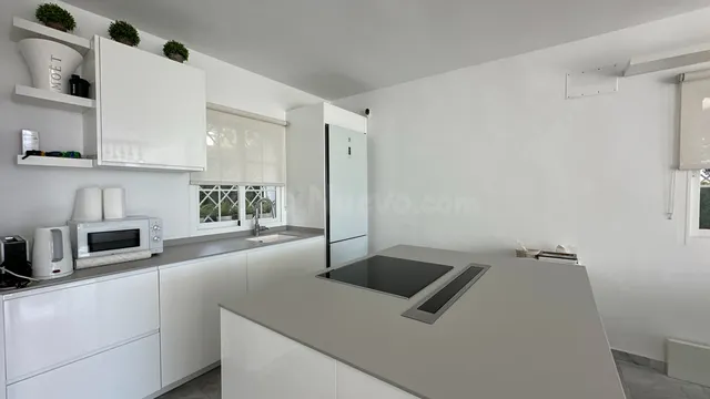 Adosado 6 habitaciones 380m² en alquiler - Costa Del Sol - foto 4