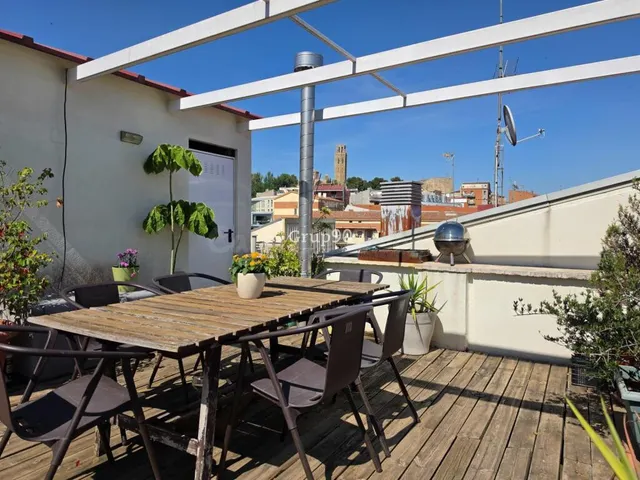 CASA CON DESPACHO PROFESIONAL EN EL CENTRO - foto 5