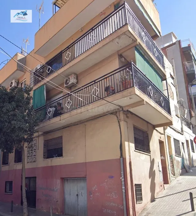 Venta local comercial en Badalona (Barcelona)