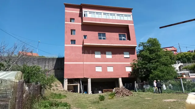 Casa 4 dormitorios en Avenida de Aeropuerto — 2