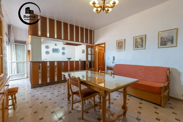 Edificio con dos viviendas en Jun — 38