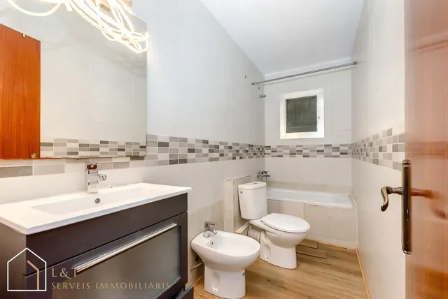 Piso 3 habitaciones 74m² en venta - Horta — 17