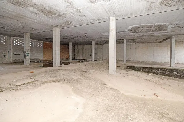 PROMOCIÓN EN OBRA PARADA EN VENTA: OPORTUNIDAD DE INVERSIÓN  - foto 3