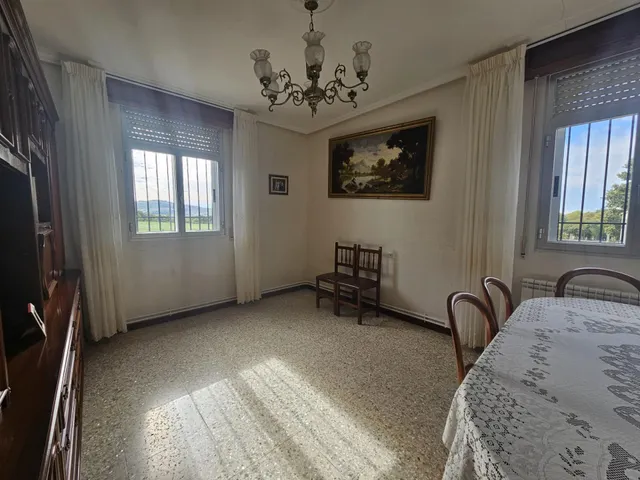 En exclusiva!!!!se vende casa  para entrar  a vivir con 12000 m2 de terreno en codosedo — 12