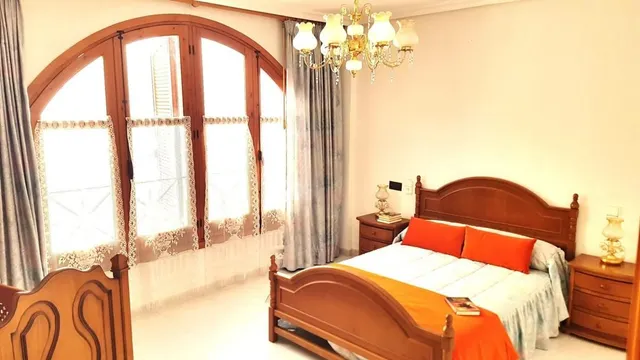 Apartamento 7 habitaciones 437m² en venta - Estacion de autobuses — 11