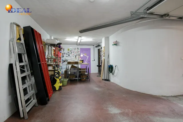 *  ¡Tu nuevo hogar te espera en Churriana de la Vega! Casa adosada con patio, garaje y futura parada de metro a pocos pasos. — 28