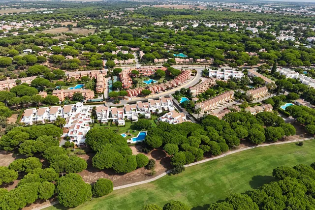 Chalet adosado en Avenida Octavio Augusto, Novo Sancti Petri, Chiclana de la Frontera — 28