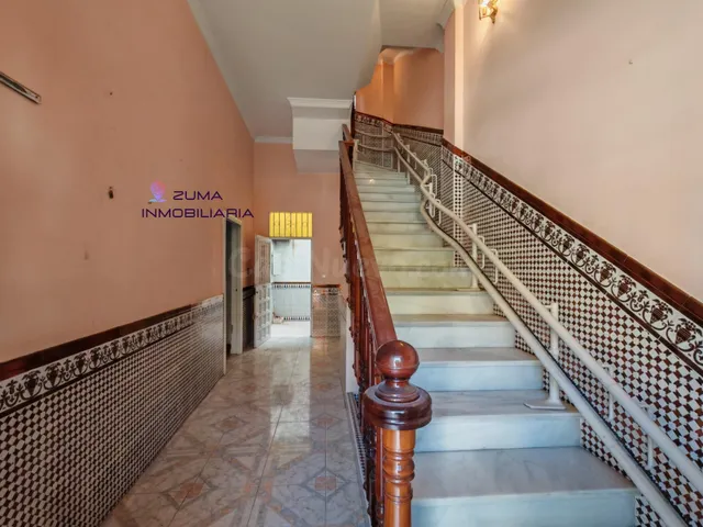 Impresionante Casa en el Corazón de Málaga - foto 2
