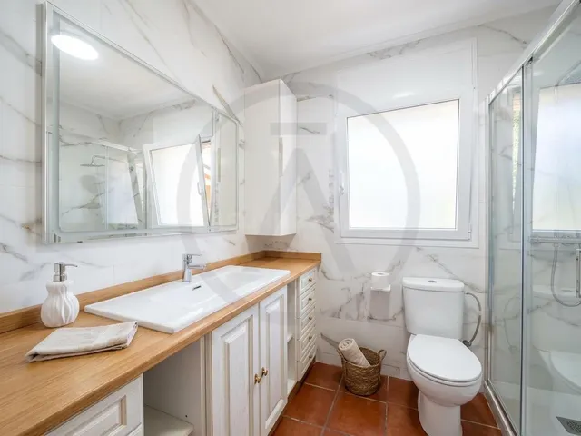 Casa independiente a cuatro vientos en Castellnou, Rubí, con - foto 5