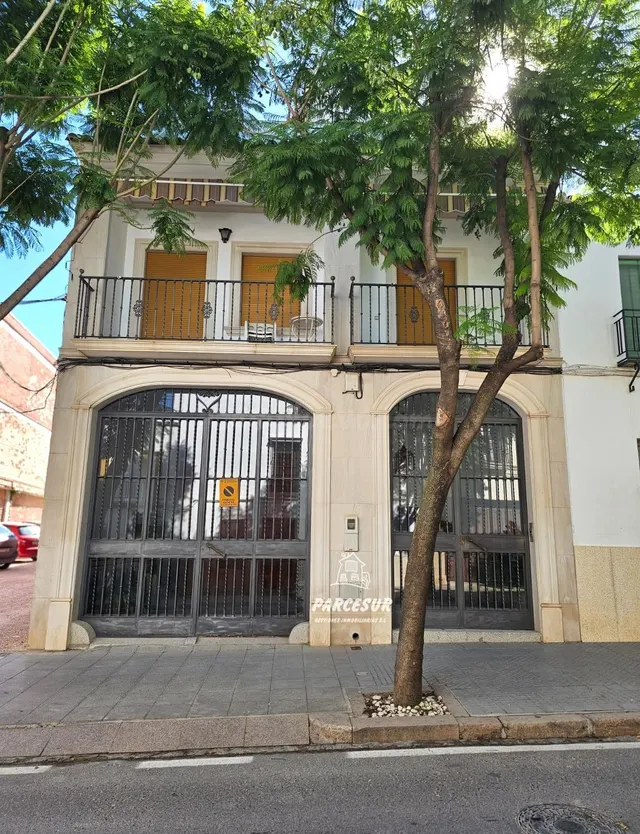 REBAJADA!!! Gran casa en Montalbán de Córdoba en dos plantas