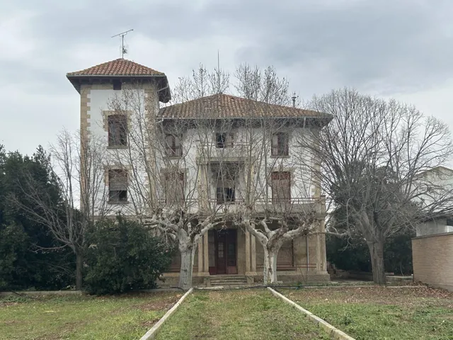 Casa palacio con parcela de 4500 m2 en Peralta — 3