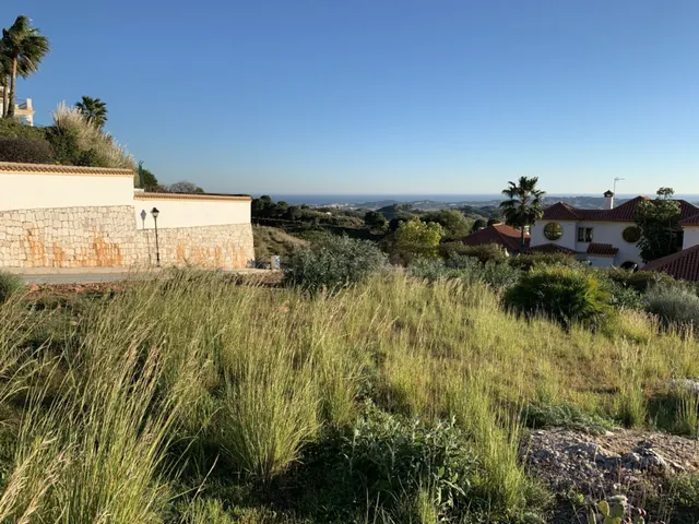 Terreno con licencia en Valtocado, Mijas Costa
