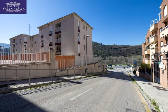 Piso en venta en Carretera de la Sierra - Oportunidad única — 4