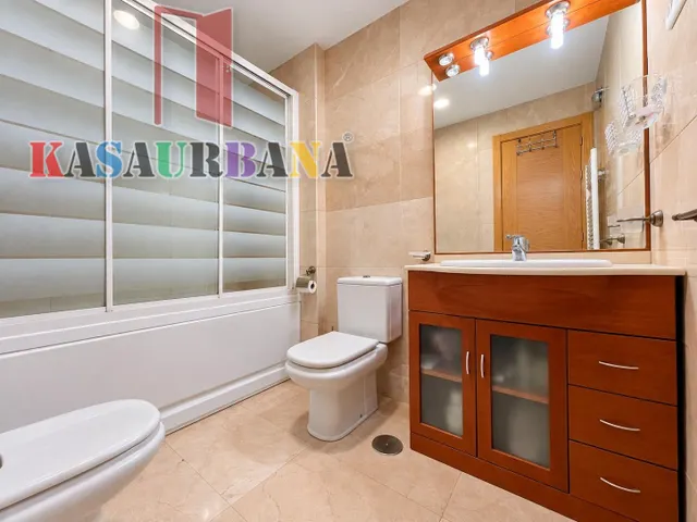 Kasaurbana ofrece en venta chalet en Getafe — 27